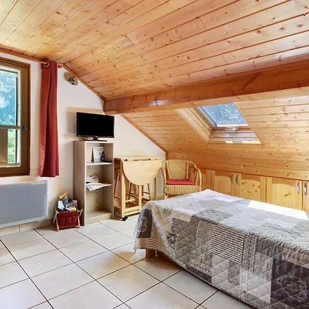 D'hotes - La Rossiniere Bed & Breakfast